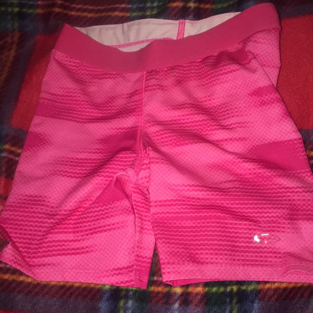 Spandex if you buy by 12/19 I’ll give a discount